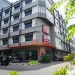 Losari Beach Hotel Makassar