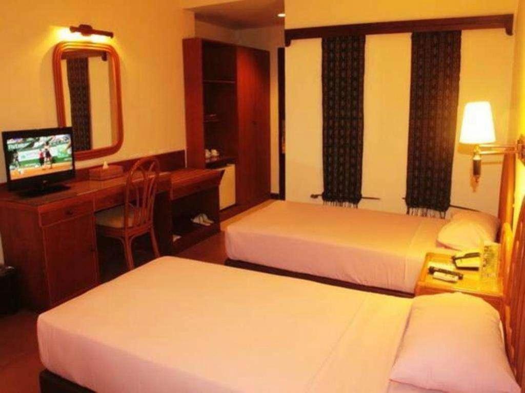 Losari 3* Makassar