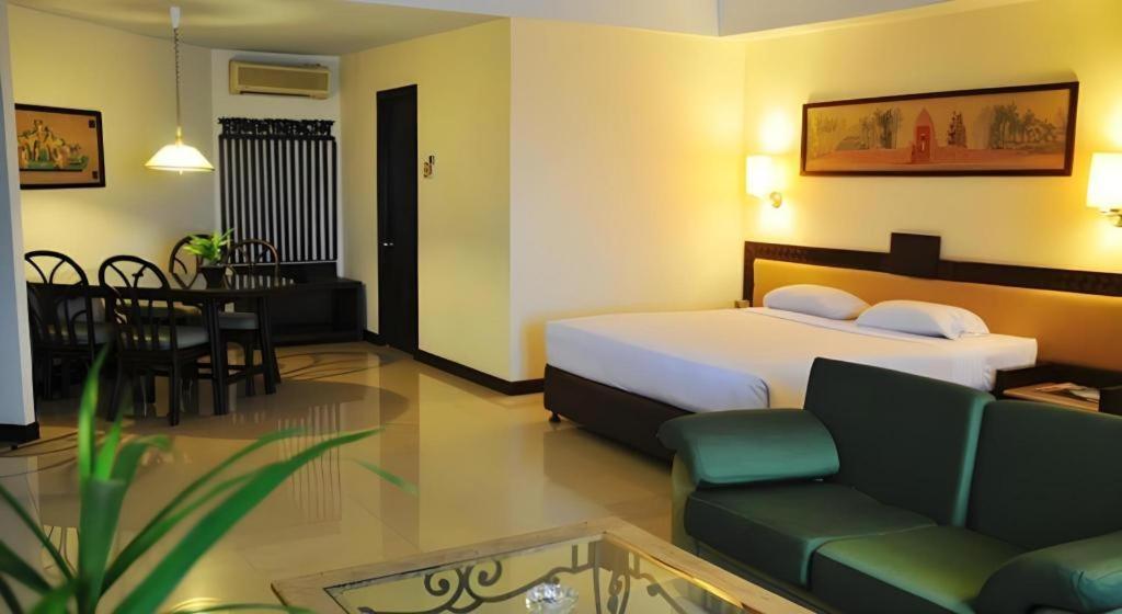 Resor Losari Makassar